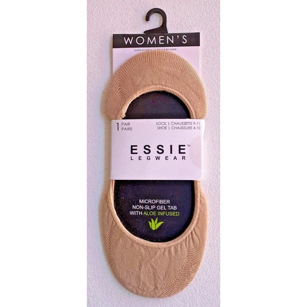 Essie No Show Socks Womens 9-11 Nude Microfiber Non Slip Gel Aloe Infused NEW